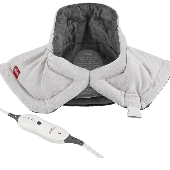 Sunbeam Contoured Heating Pad for Neck & Shoulder Pain Relief - Picture 2 of 8